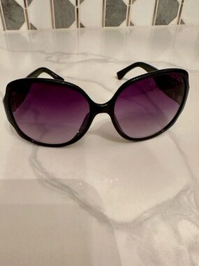 Michael Kors Fulton M2756S Oversized Sunglasses Black Purple Gradient w/ Case